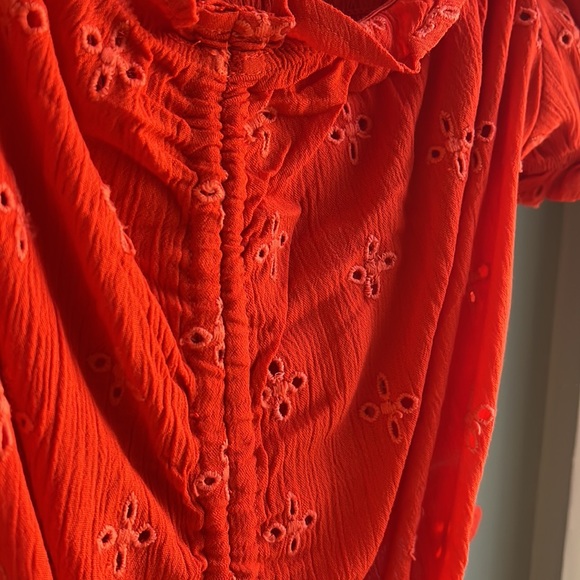 Red Flower Drawstring Crop Top - Picture 4 of 5